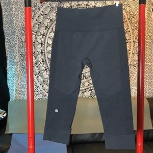 Lululemon Crop Legging 19” Sz 4